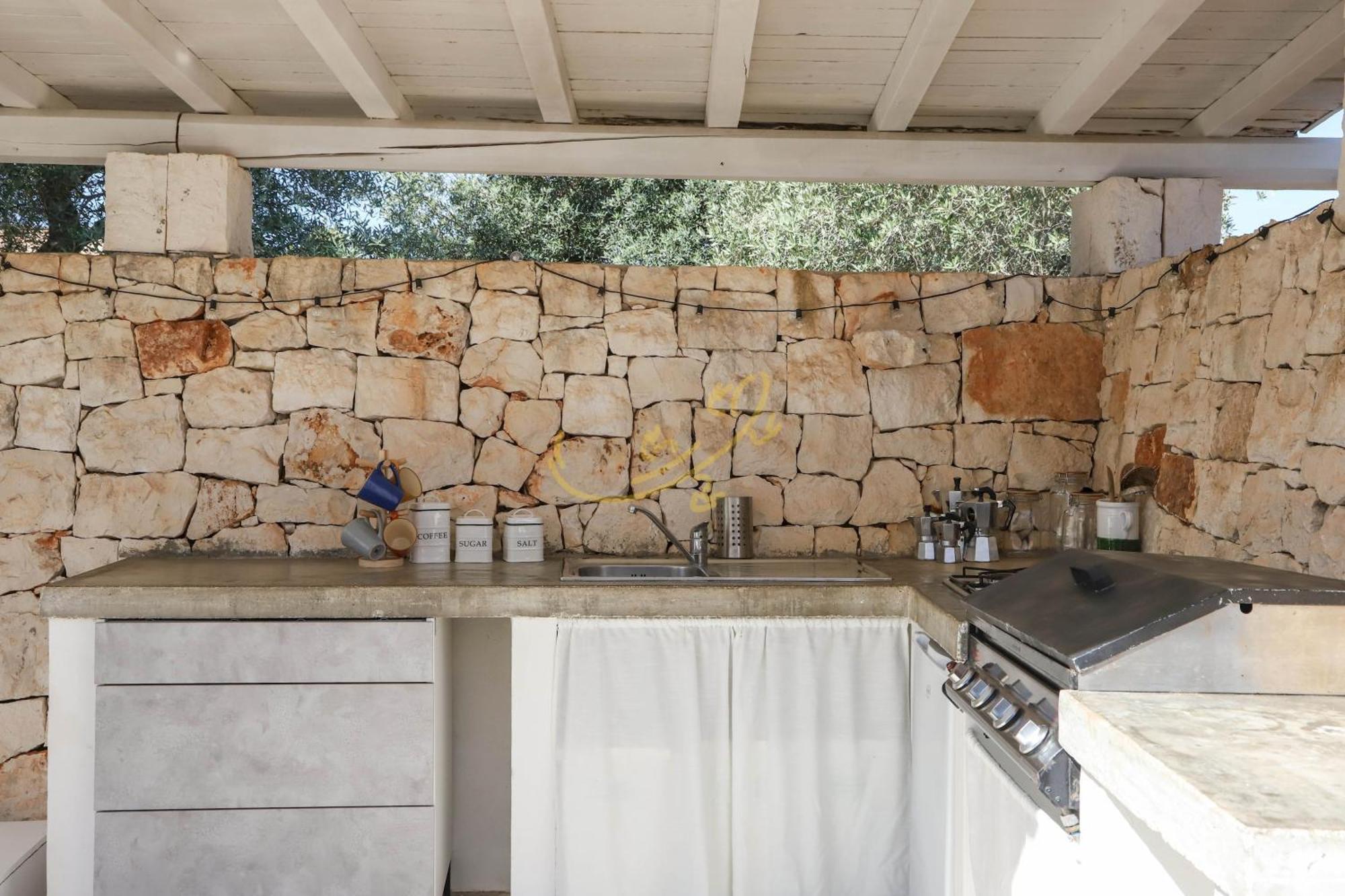 Td Dimora Del Giglio With Organic Garden With Pool Villa Ostuni Exterior photo